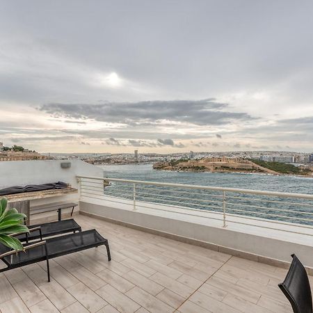 49/3 Seafront Duplex Penthouse In La Valeta Exterior foto