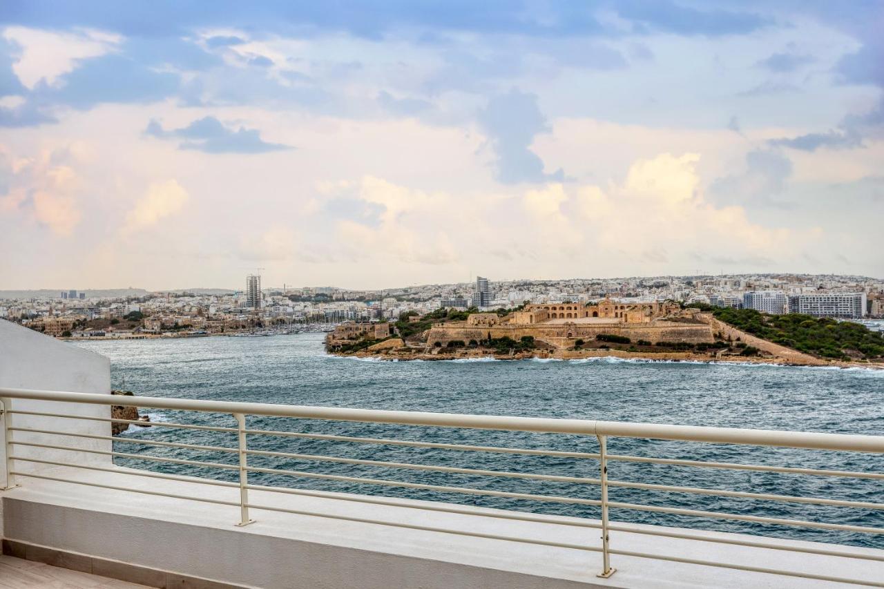 49/3 Seafront Duplex Penthouse In La Valeta Exterior foto